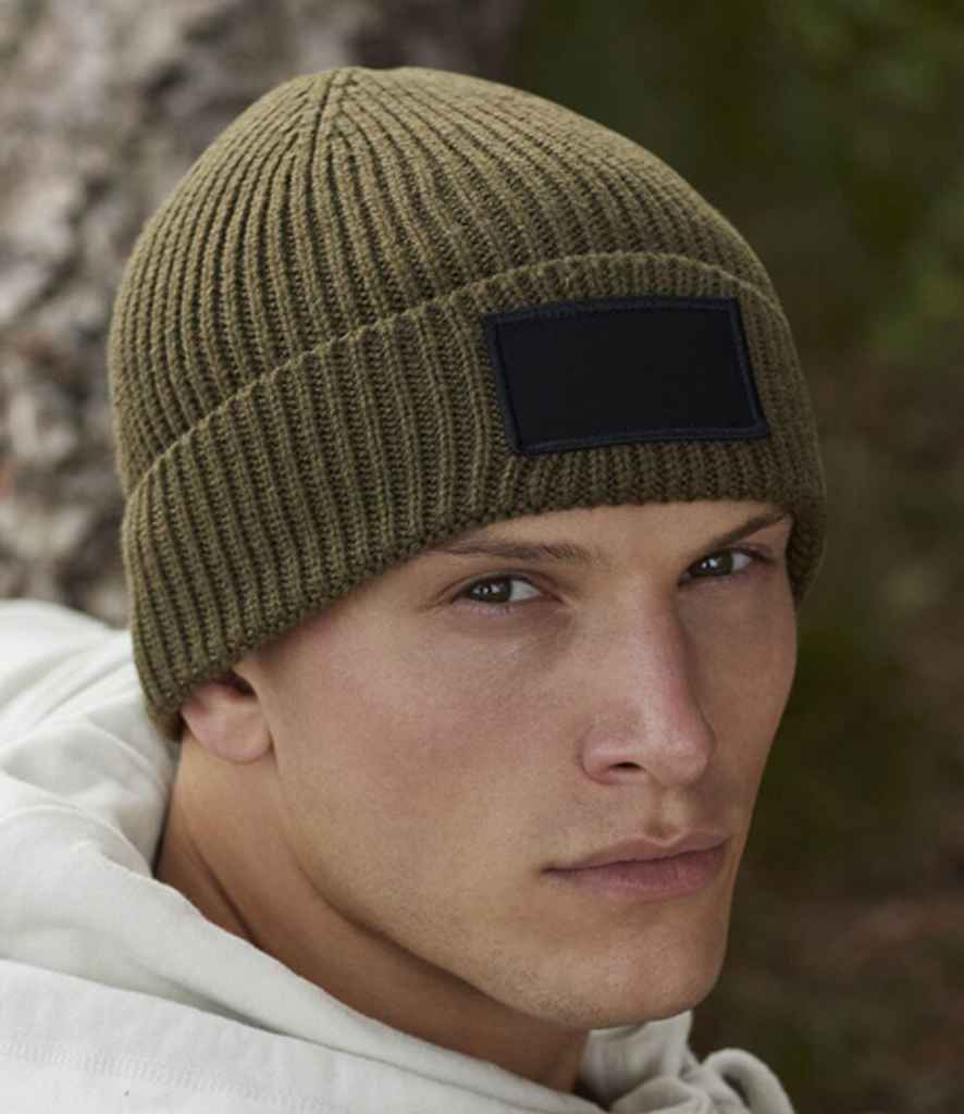 Beechfield Fashion Patch Beanie - MI/BK