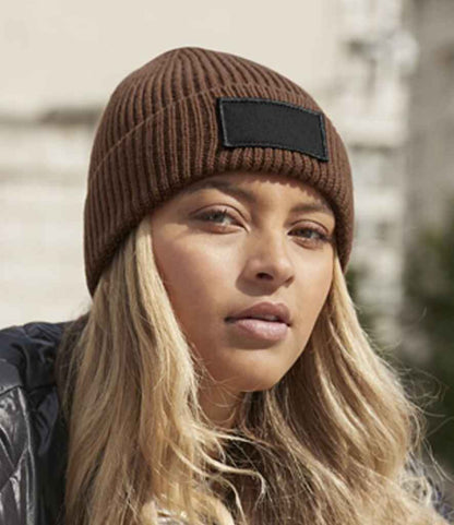 Beechfield Fashion Patch Beanie - WN/BK
