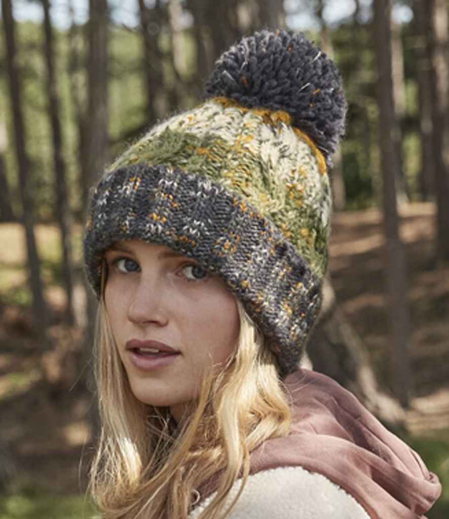 Beechfield Corkscrew Pom Pom Beanie - AUM