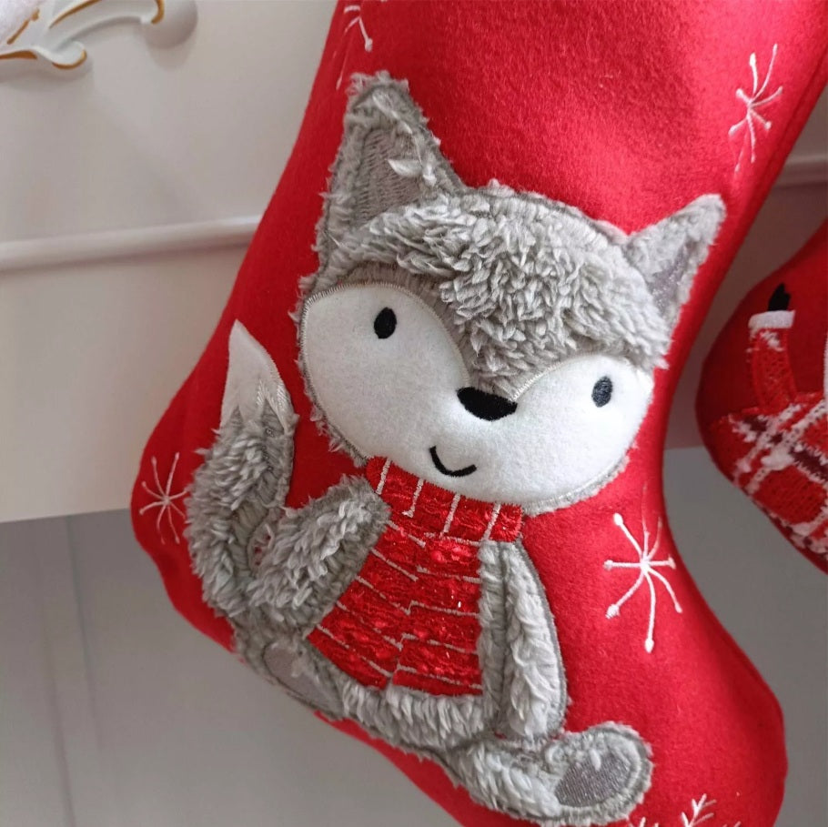 PERSONALISED CHRISTMAS STOCKINGS – EMBROIDERED NAME – FESTIVE GIFT FOR KIDS & FAMILY
